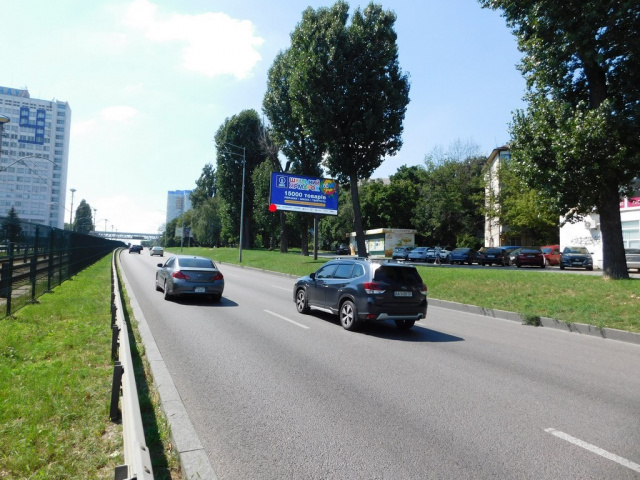 Billboard Kyiv,  Гузара Любомира пр-т 6 (Комарова пр-т 6)