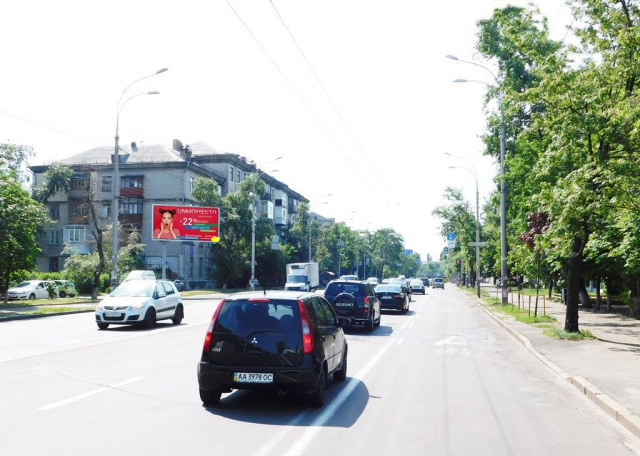 Prismatron, prism Kyiv,  Будівельників вул. 30