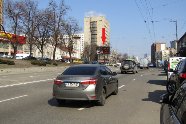 Billboard Kyiv,  Golosiivs'kij prosp., 58a (st. m. Golosiivs'ka, gotel' "Mir", park Golosiivs'kij), v napramku Demiivs'ka pl.