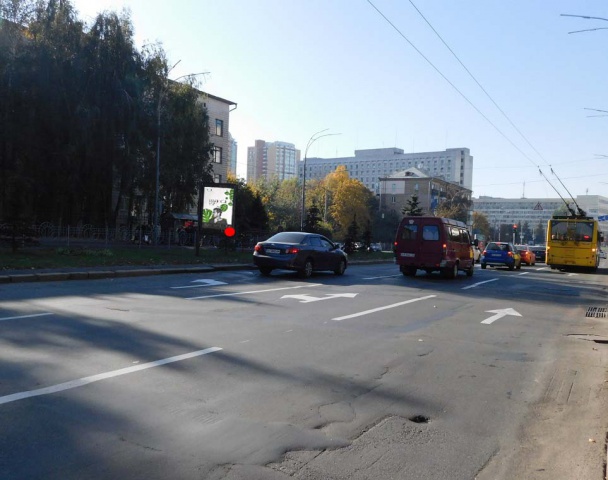 Билборд Киев,  вул. Генерала Алмазова (Кутузова) ., 4-А (Київський міський пологовий будинок № 1), в напрямку Лесі Українки бул.