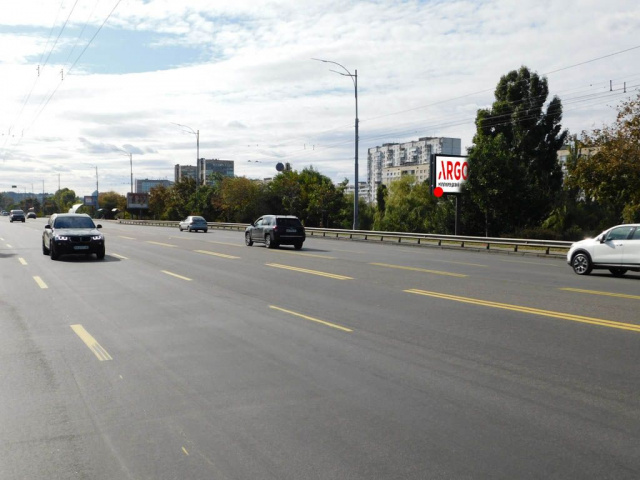 Скроллер Киев,  Соборності просп.(Возз"єднання)