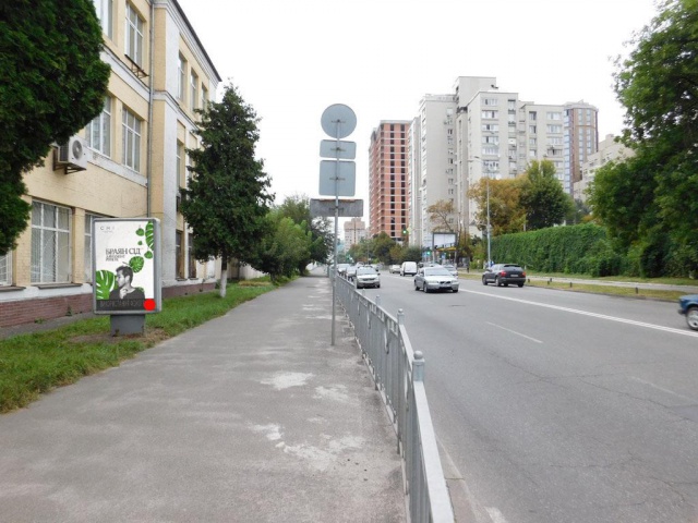 Ситилайт Киев,  Казимира Малевича, вул. (Боженко вул.) 82, (Автошкола, Amway Ukraine, ЖК Либідь),  в напрямку Протасів Яр вул.