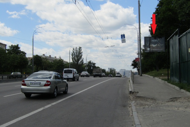 Video billboard Kyiv,  Mihnovs'kogo Mikoli (Druzbi Narodiv) bst., 13, (Novus, Nova posta No 46, Gotel' Druzba), v napramku Libids'ka pl.