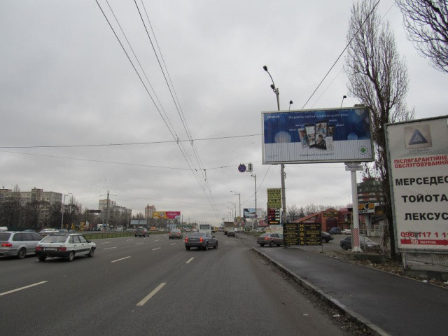 Билборд Киев,  Кільцева дорога, км 2+955 (біля автосалона, Ашан,Ельдорадо, готель "Тиса", АЗС "БРОМ", Технополіс), в напрямку Одеське шосе