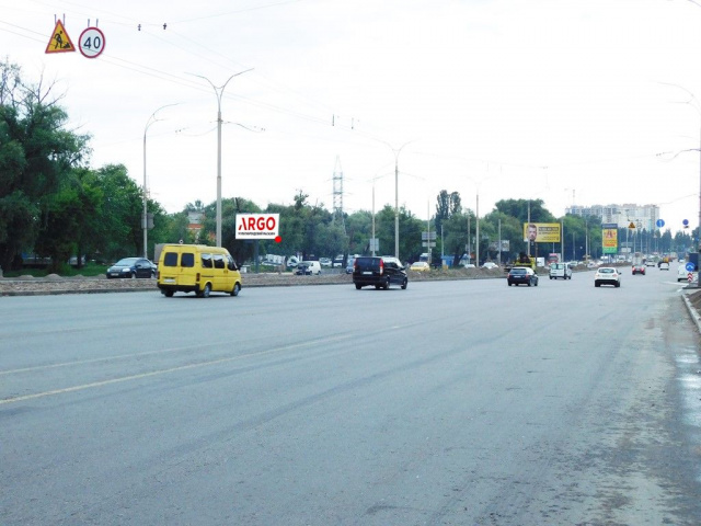 Billboard Kyiv,  Заболотного академіка вул. 3 навпроти