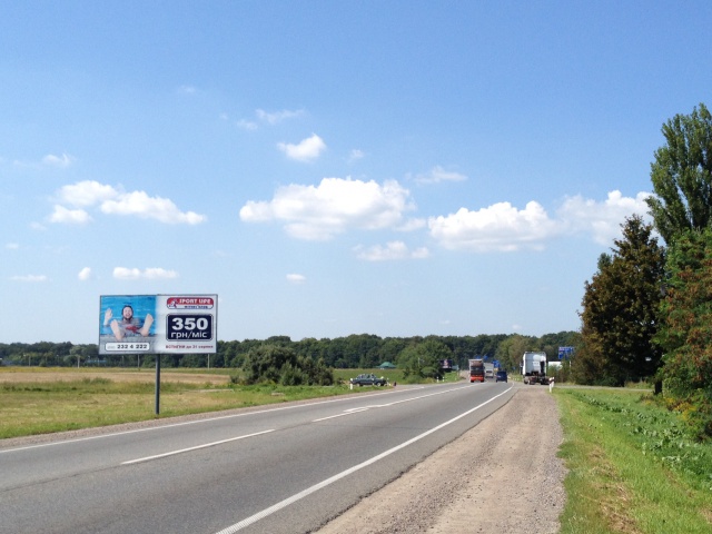 Billboard Lviv route,  Kil'ceva doroga (Avtodoroga Kiiv-Cop), km 530 + 400, 600 m do AZS "Ukrnafta", v napramku z mista L'viv