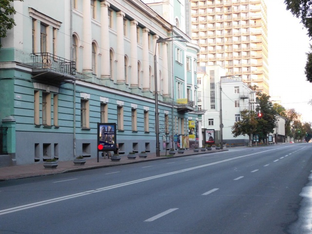 Билборд Киев,  Грушевського Михайла вул., 30/1 (Маріїнський парк, Міністерство оборони України), в напрямку метро Поштова пл.