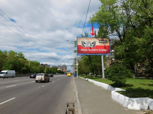 Billboard Kyiv,  просп. Леоніда Каденюка (Гагаріна) 14, в центр