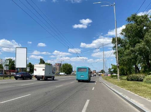 Бэклайт Киев,  Велика Окружна дорога (на розподілювачі)