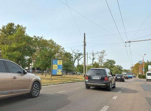 Citylight Mykolaiv,  Central'nij (Lenina) prosp. - Sadova st.