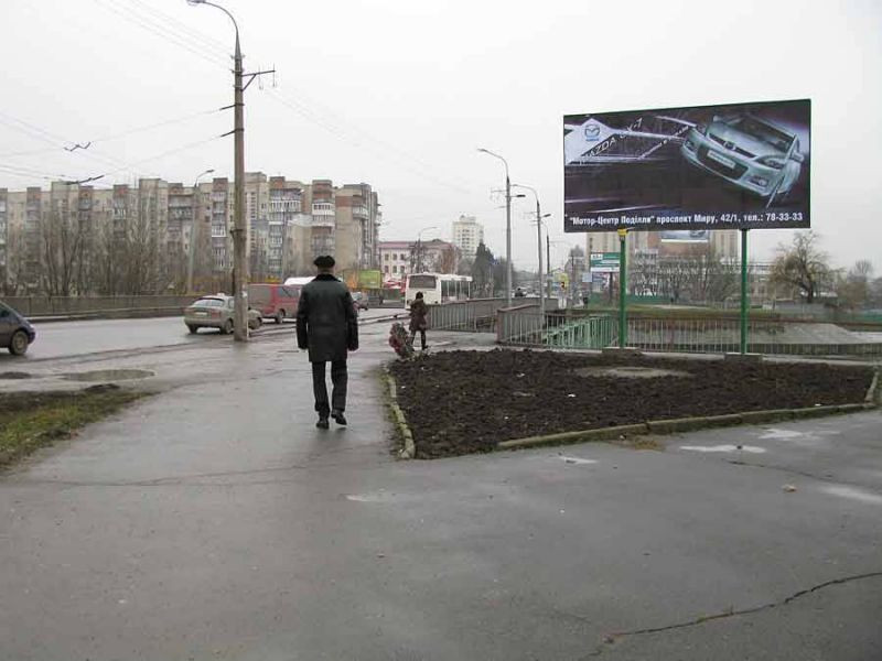 Billboard Khmelnitsky,  prospekt Miru (navproti bud. 61/1)