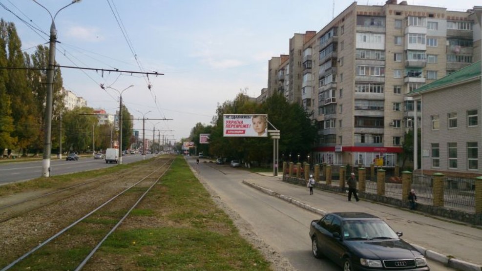 Билборд Винница,  вул. Келецька , 85 від супермаркету "Сільпо"