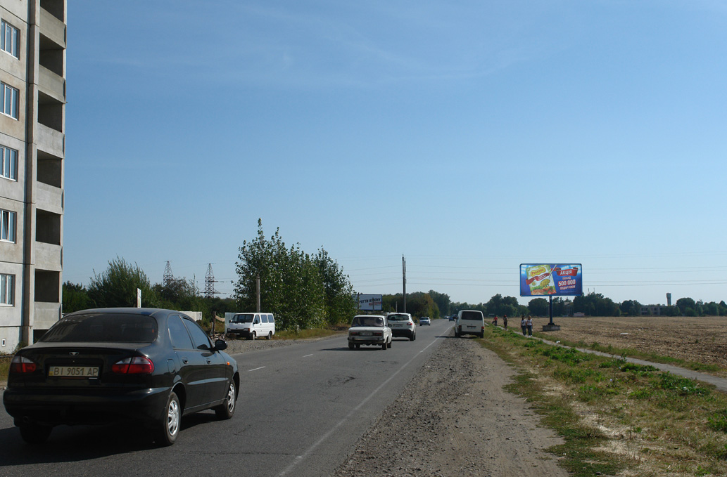 Billboard Poltava,  st. V.Andrievs'kogo (Petrovs'kogo), 40