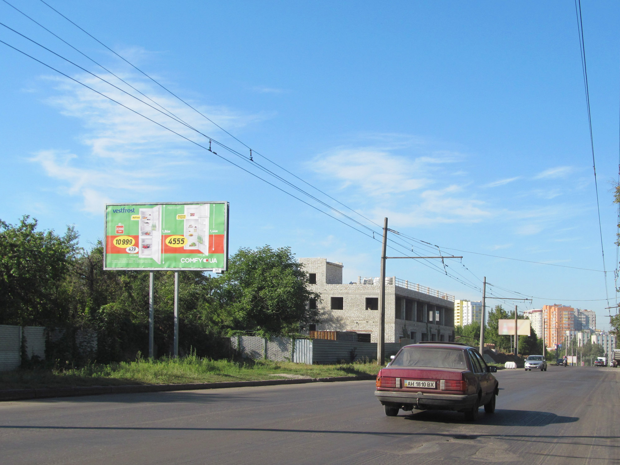 Білборд, бігборд (борд)  Харків,  Гвардійців-Широнінців вул. – Валентинівська  вул., в центр