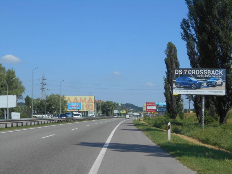 Billboard Khodosivka,  Dniprovs'ke sose, trasa N-01 "Kiiv-Znam'anka", km 22+950 livo