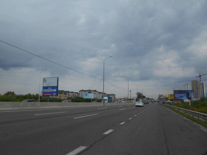 Билборд Гатное,  с. Гатне, траса М-05 Київ-Одеса, км 14+290 право, ринок рослин АГРОСВІТ, МЕГА МАРКЕТ ГАТНЕ, за 180м до АЗС SOCAR, за 230м до Нової Лінії та магазину АТБ, верх