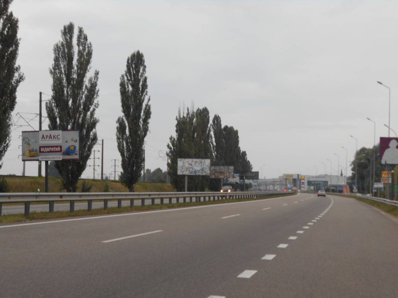 Billboard Khodosivka,  Dniprovs'ke sose, trasa N-01 "Kiiv-Znam'anka", km 22+950 livo