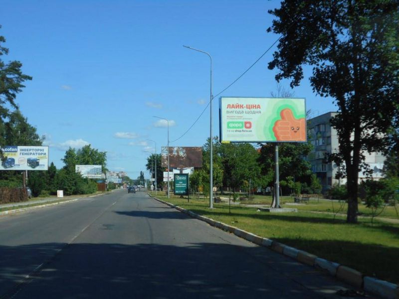 Билборд Гостомель,  м. Гостомель, вул. Свято-Покровська, 64Б, за 200м до автобусної зупинки, навпроти парку "Щасливий"