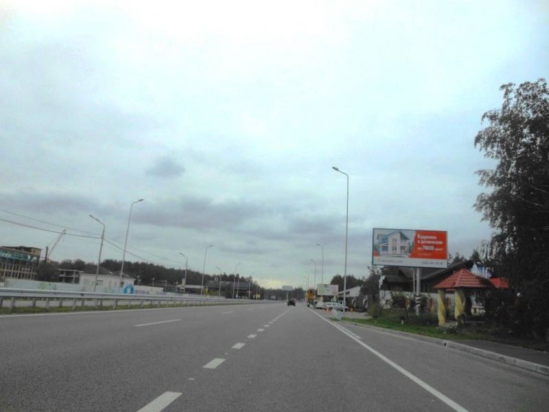 Billboard Pidgirtsi,  Dniprovs'ke sose, trasa N-01 "Kiiv-Znam'anka", km 26+900 pravo, bila restoranu "Tripilla", za 250m do AZS BRSM