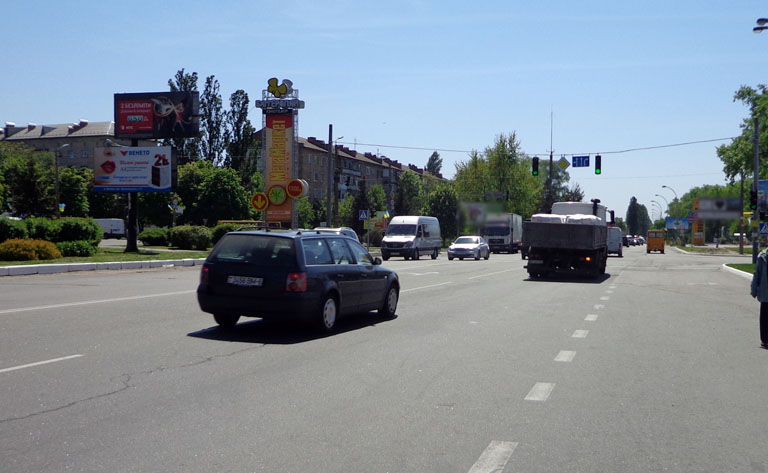 Билборд Бровары,  Бровари вул Київська,292/вул.Героїв України (колишня вул.Гагарина) - СІЛЬПО (В) верхній - на Київ
