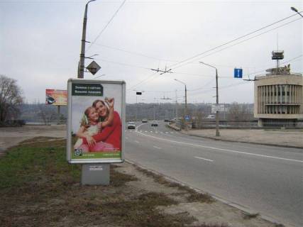 Ситилайт B в Запорожье, 1.8x1.2  пл. Ленина / выезд с ДнепроГЭСа на левый берег фото 1