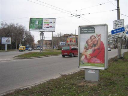 Ситилайт A в Запорожье, 1.8x1.2  пл. Ленина / выезд с ДнепроГЭСа на левый берег фото 1