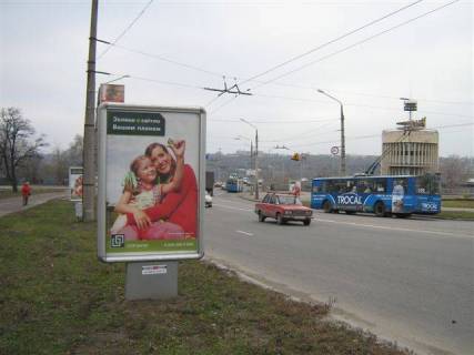 Ситилайт B в Запорожье, 1.8x1.2  пл. Ленина / выезд с ДнепроГЭСа на левый берег фото 1