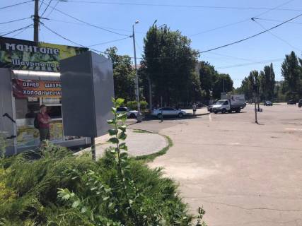 Citylight B in Zaporizhzhya av.Sobornij, st.Cabanenko, zupinka Photo 1