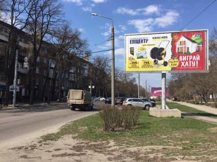 Призма A в Запорожье вул.Незалежної України, навпроти буд.63, пл.Профспілок - 248342 фото 1