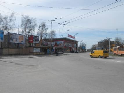 Билборд B в Запорожье проспект Соборний (проспект Леніна), пл.Вокзальная, Запорожье-1 фото 1