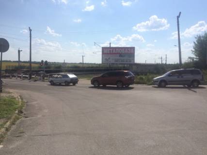 Билборд A в Запорожье, 6x3  вул.В.Сергієнка (Задніпровська), залізничний переїзд, зупинка електрички, поворот до с. Бабурка фото 1