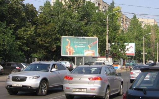 Билборд B в Одессе, 3х6  Вадатурського Олексія вул. (Маршала Малиновського)., 61 - Єфімова ул. (автостоянка) фото 1