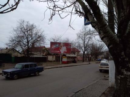 Билборд B в Одессе, 3х6  Радісна вул., 48 фото 1