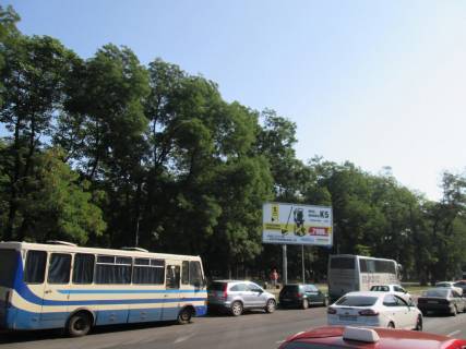 Билборд B в Одессе, 3х6  Старосінна площа - провулок Вознесенський, 2 (навпроти фото 1