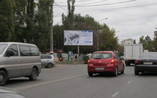 Билборд B в Одессе, 3х6  Генерала Петрова вул., 46 фото 1