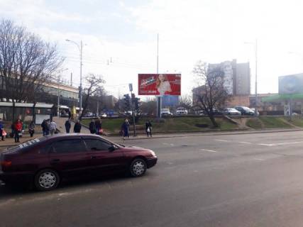 Билборд B в Одессе, 3х6  Разумовського вул. - Колонтаївська вул., 58 (автовокзал) фото 1