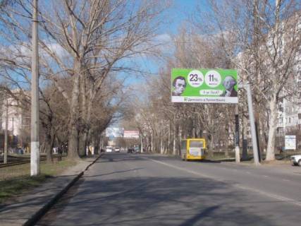 Билборд A в Одессе, 3х6  Князя Володимира Великого просп.(Добровольського просп.)., 76 - 7-я Суворівська вул. (до вул. Заболотного) фото 1