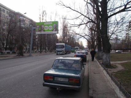 Билборд B в Одессе, 3х6  Князя Володимира Великого просп.(Добровольського просп.)., 128 - 28 бригади вул. (Паустовського) фото 1