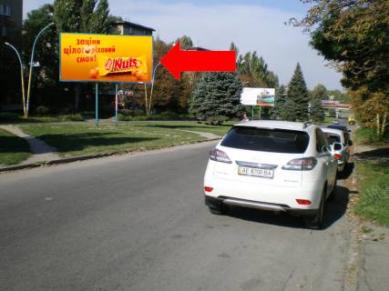 Билборд A в Каменское (Днепродзержинск), 6х3  просп. Свободи (Леніна), 103-Б (р-н привокзальної площі), рух від залізничного вокзалу фото 1