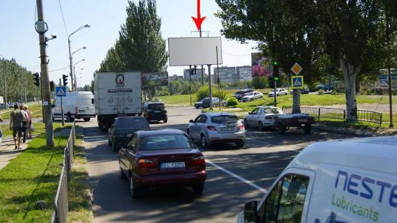 Билборд A в Днепр (Днепропетровск) t021A,Донецьке шосе - вул. Незламна (Петрозаводська)(3), напрямок до ТРЦ КАРАВАН, біля світлофора фото 1