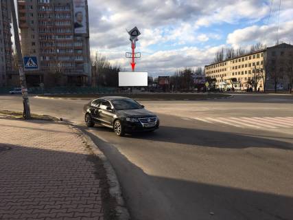 Билборд A в Никополе, 6х3  на перехресті пр.Трубників та вул. І.Богуна  (біля ЦУМу)_Арх фото 1