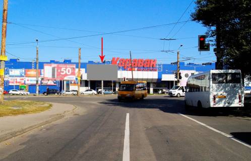 Билборд A в Днепр (Днепропетровск) s102А,вул. М. Міхновського (Щербини) - вул. Березинська (біля ТЦ Караван), біля світлофора фото 1