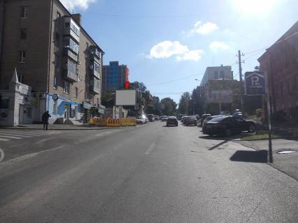 Billboard B in Dnipro (Dnipropetrovsk), 3.14х2.32  st. Sevcenka, 22, bila TC KASKAD PLAZA Photo 1