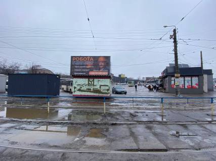 Билборд B в Каменское (Днепродзержинск), 6х3  пл. 250-річчя Міста, біля зупинки фото 1