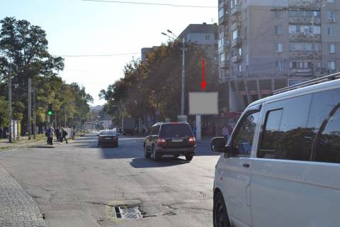 Scrolller, Scroll A in Dnipro (Dnipropetrovsk), 3.14х2.32  prosp. Puskina - prosp. O. Pola (Kirova), bila svitlofora - 169190 Photo 1