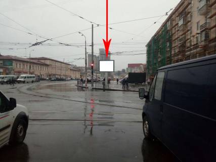 Скроллер A в Днепр (Днепропетровск) t011A3,просп. Дмитра Яворницького (Карла Маркса) - вул. Степана Бандери (Шмідта), рух у напрямку Центрального ринку "Озерка", біля світлофора - 229665 фото 1