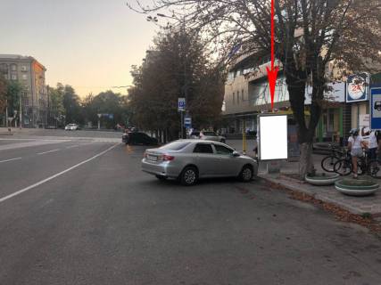 Ситилайт A в Днепр (Днепропетровск) C03А,вул. Володимира Вернадського (Дзержинського), 1-3 - пр. Дмитра Яворницького (Карла Маркса) (біля Приватбанку) фото 1