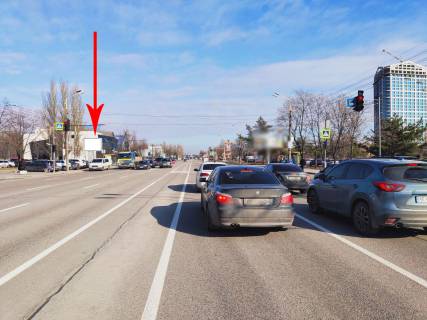 Беклайт B у Дніпро (Дніпропетровськ) t135B, вул. Набережна Перемоги, в районі буд. 30, біля світлофору, рух в центр Фото 1