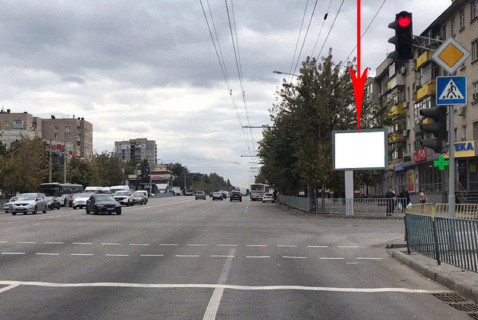 Бэклайт A в Днепр (Днепропетровск), 3.14х2.32  просп. Слобожанський (Газети Правда), 117 - вул. Старочумацька (колишня Байкальська), на світлофорі фото 1