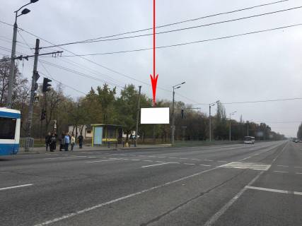 Билборд B в Днепр (Днепропетровск) s123B,вул. Набережна Заводська - вул. Юрія Кондратюка (Комунарівська), на світлофорі, в сторону Кайдацького мосту фото 1